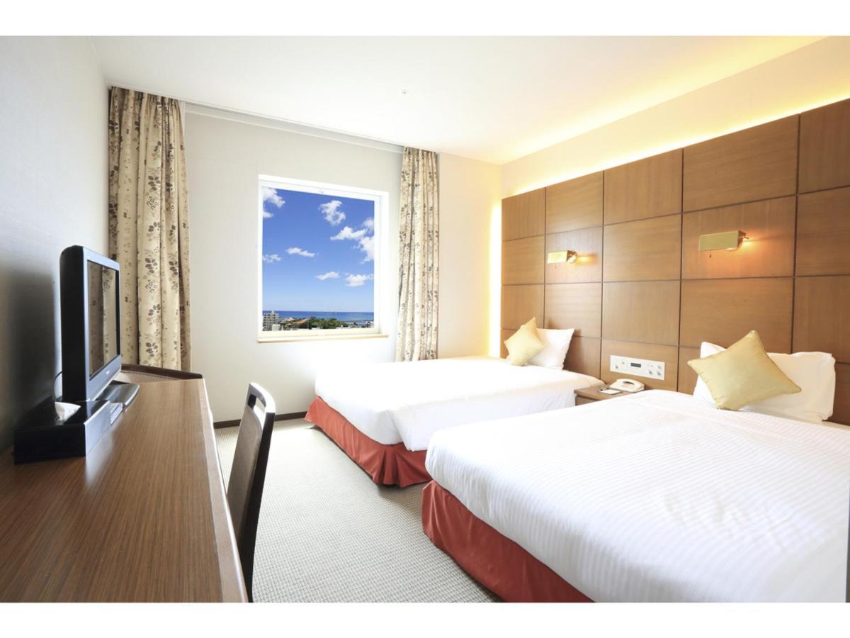 โรงแรมสไมล์ นะฮะ ซิตี้ รีสอร์ต นาฮะ ภายนอก รูปภาพ